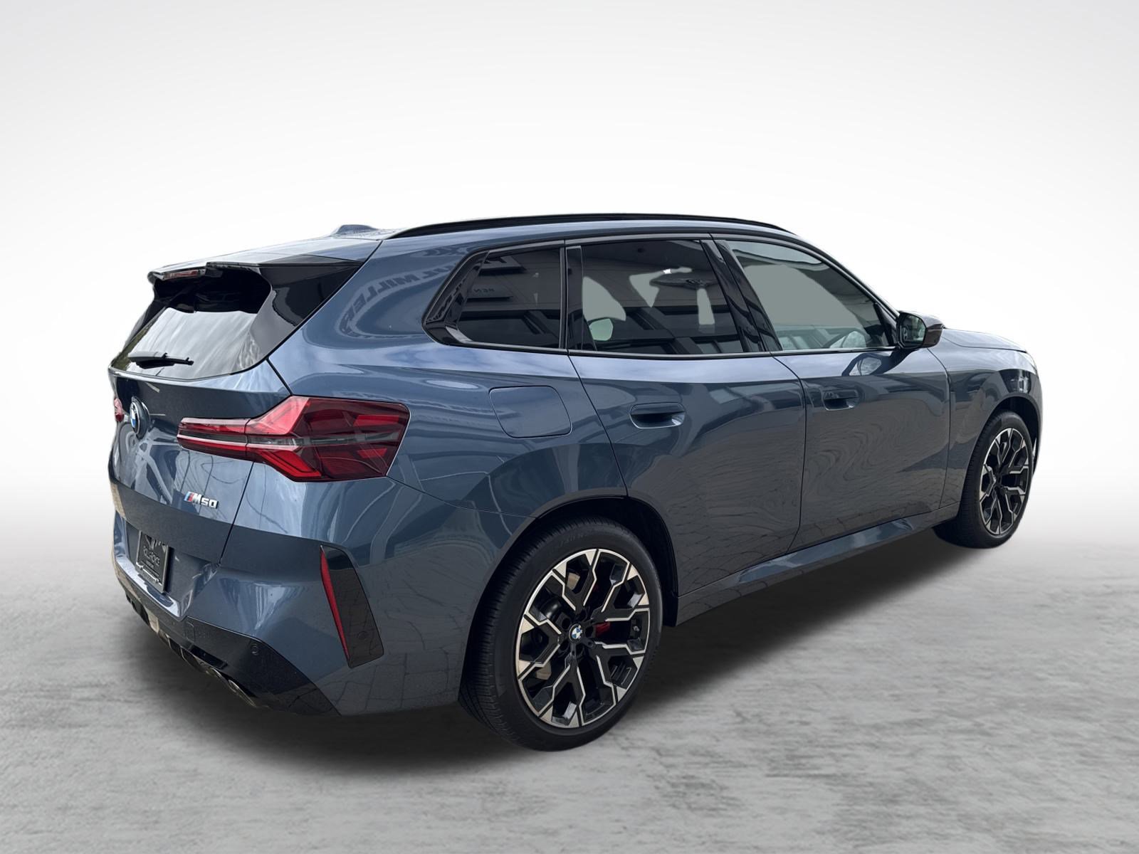 Used 2025 BMW X3 M50 w/ Premium Package image 7