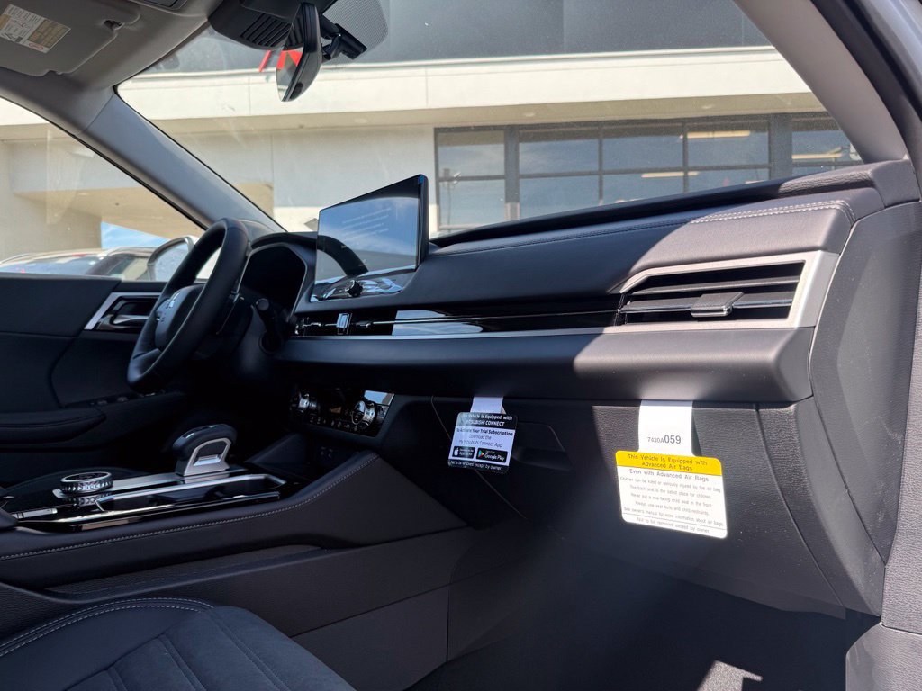 New 2026 Mitsubishi Outlander SE FWD image 18