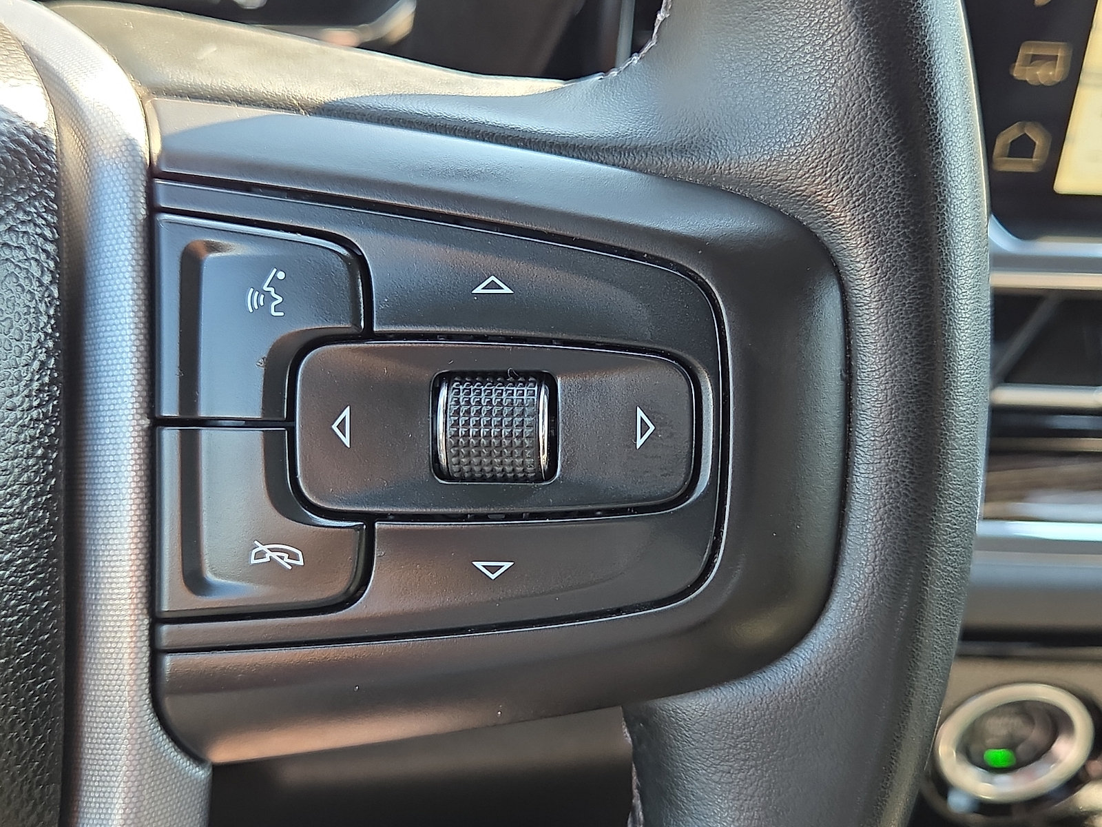 Used 2023 GMC Sierra 1500 SLE RWD image 22