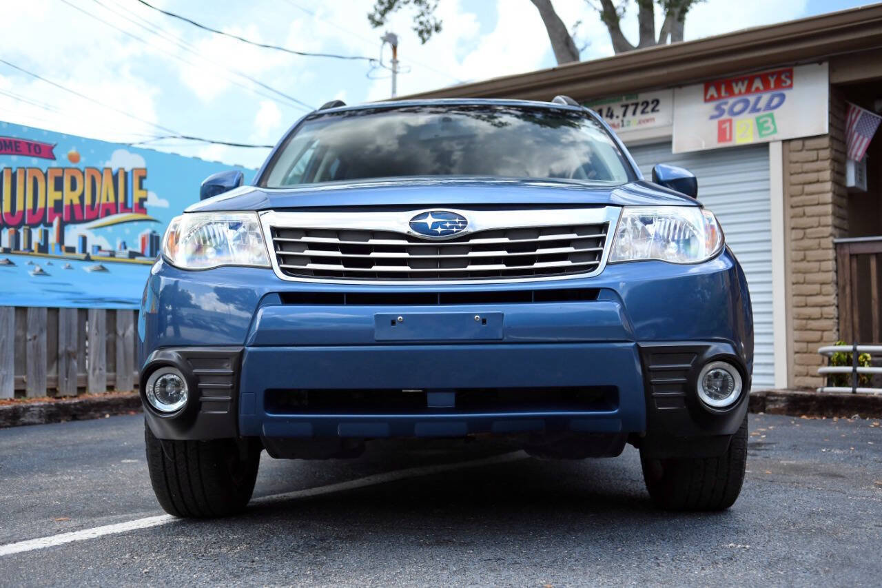Used 2010 Subaru Forester 2.5X Limited AWD/4WD image 4