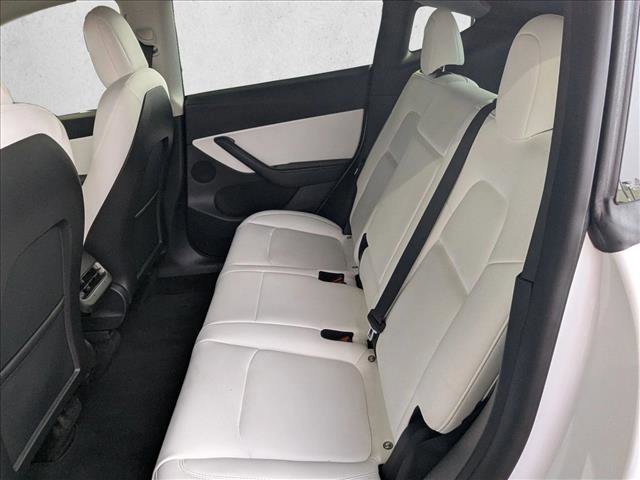Used 2022 Tesla Model Y Performance image 19
