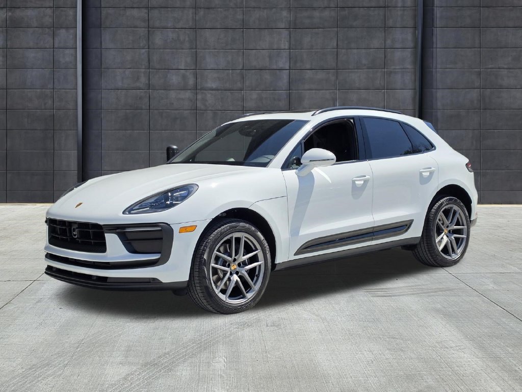 New 2026 Porsche Macan AWD/4WD image 1