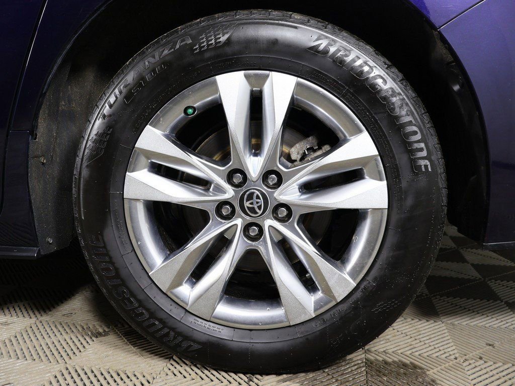 Used 2022 Toyota Sienna Limited AWD/4WD image 23