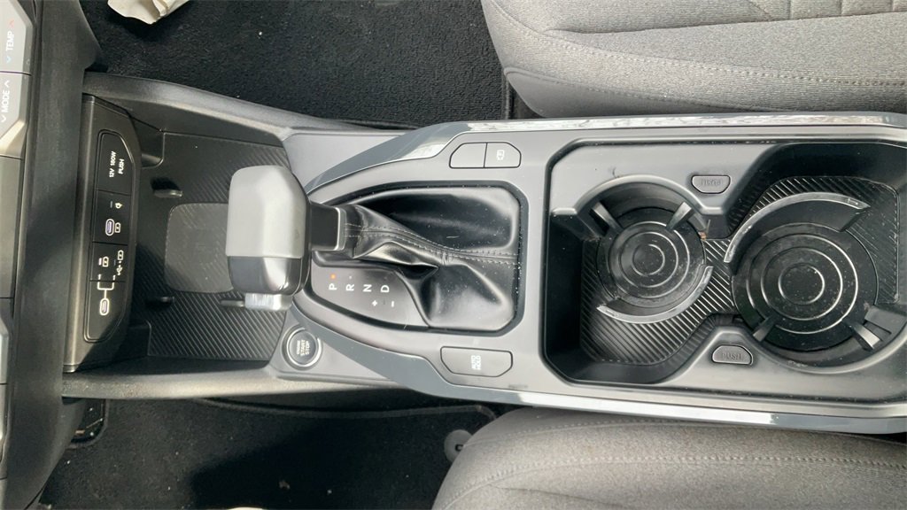 Used 2025 Kia K4 EX image 24