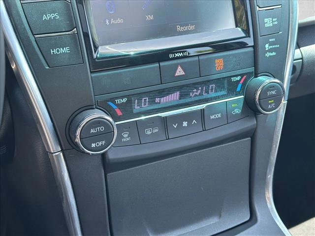Used 2016 Toyota Camry XSE w/ Moonroof Package FWD image 12