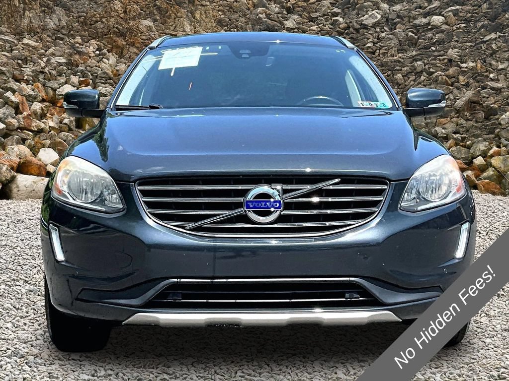 Used 2015 Volvo XC60 T6 w/ Proximity Package AWD/4WD image 3