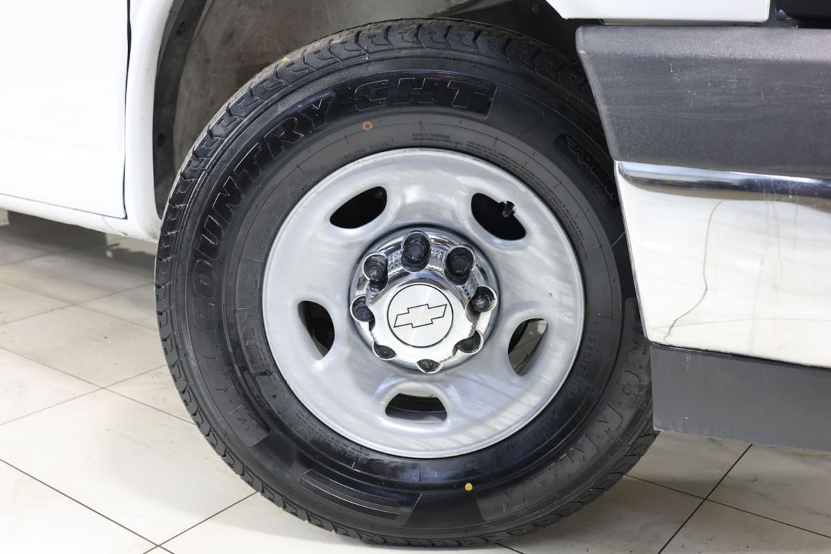 Used 2019 Chevrolet Express 3500 LT w/ LT Preferred Equipment Group RWD image 14