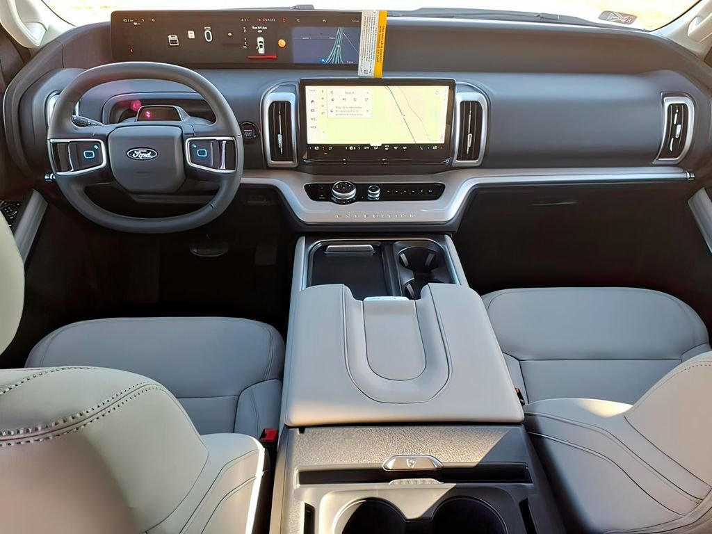 New 2026 Ford Expedition Active RWD image 7