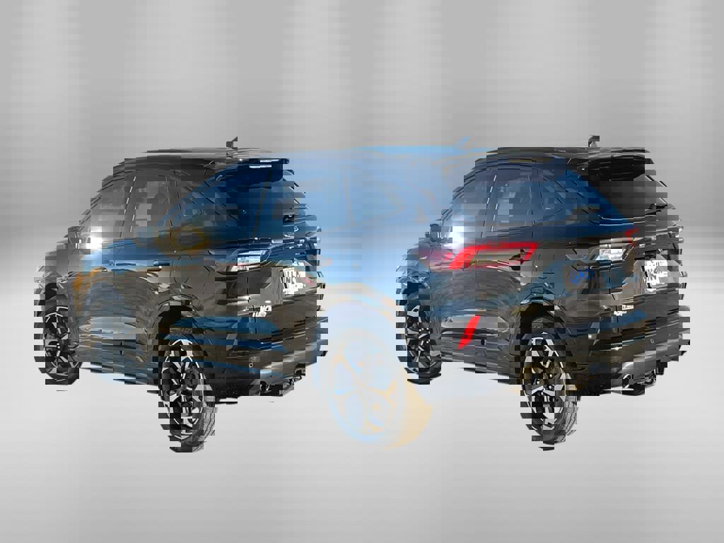 Used 2023 Ford Escape ST-Line Select w/ Tech Pack #2 image 2