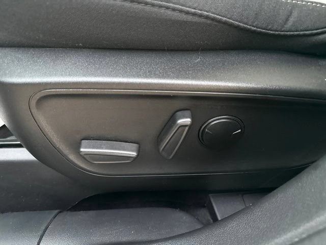 Used 2023 Ford Escape Active AWD/4WD image 17