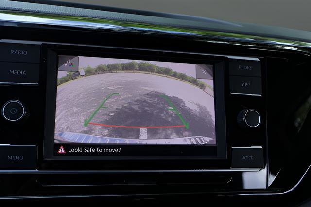 Certified 2022 Volkswagen Taos S FWD image 25