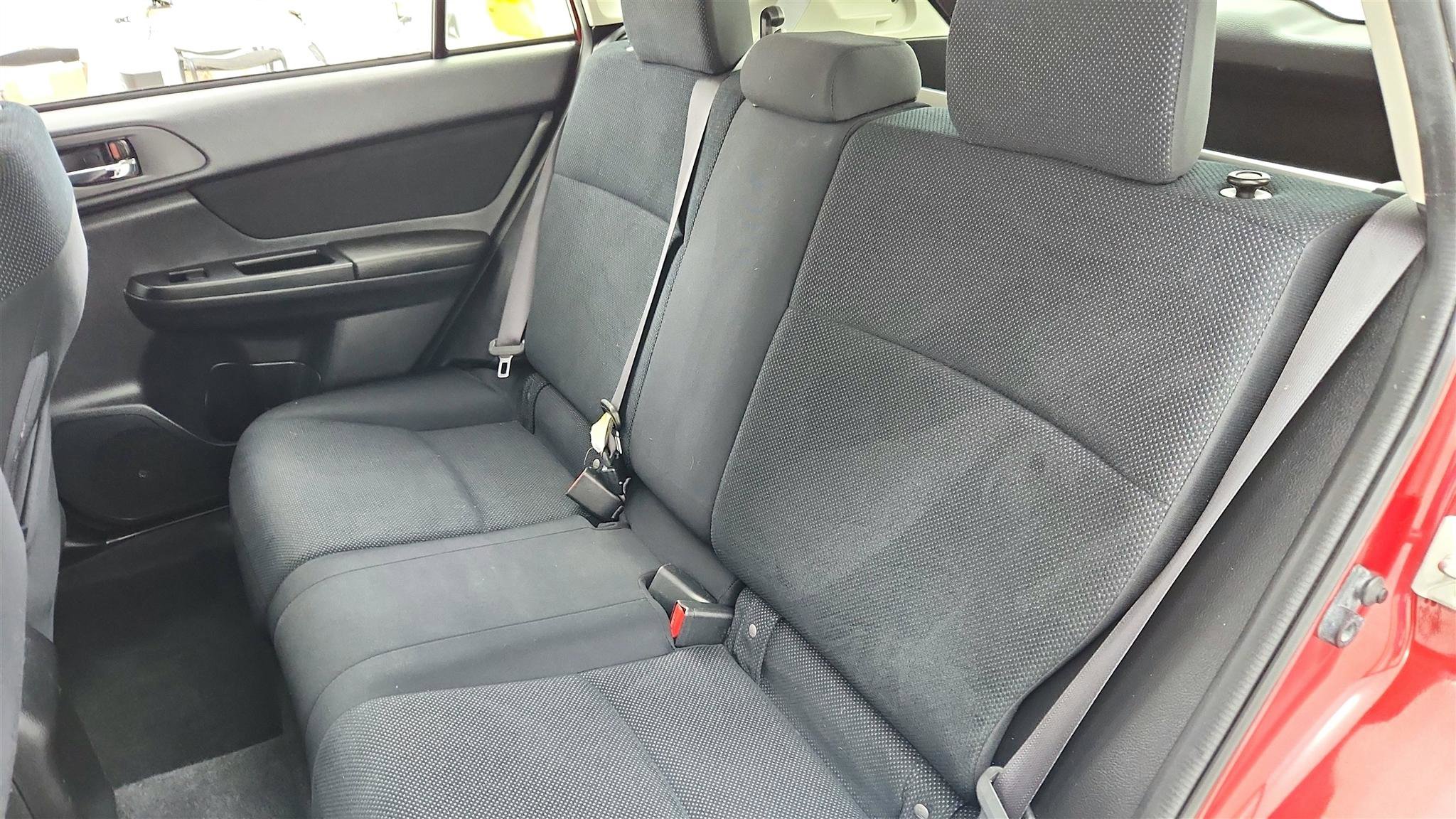 Used 2014 Subaru Impreza 2.0i Premium w/ All-Weather Package w/CVT AWD/4WD image 32