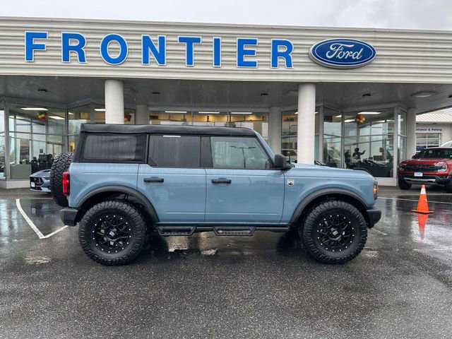 Used 2023 Ford Bronco Big Bend image 2