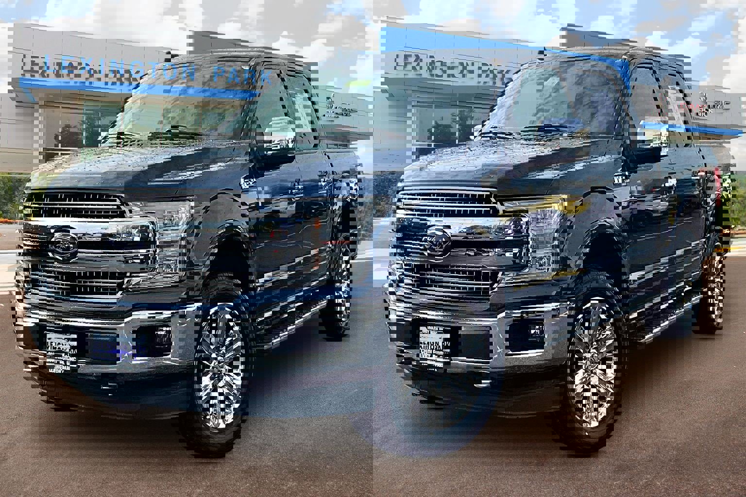 Used 2018 Ford F150 Lariat w/ Equipment Group 502A Luxury image 12