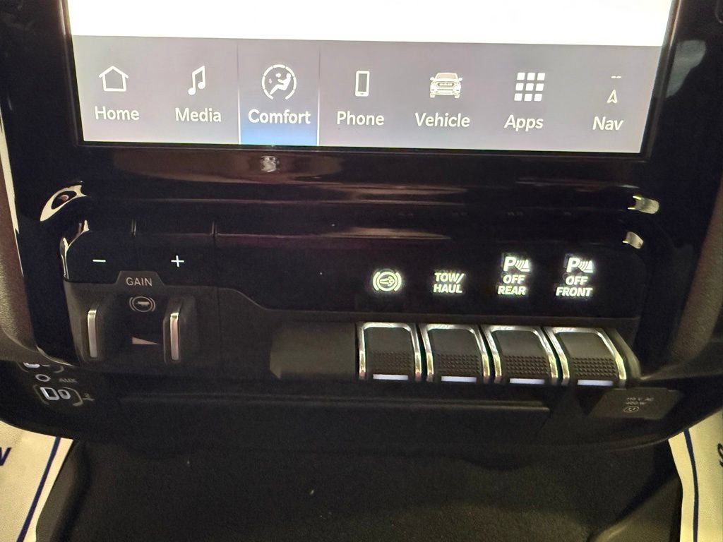 New 2026 RAM 2500 Warlock AWD/4WD image 44
