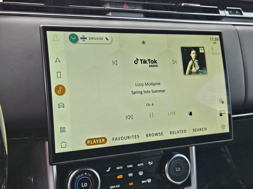 Used 2023 Land Rover Range Rover Autobiography image 13