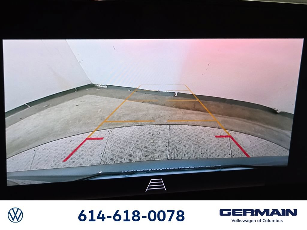 Used 2024 Buick Encore GX Avenir w/ Avenir Convenience Package AWD/4WD image 37