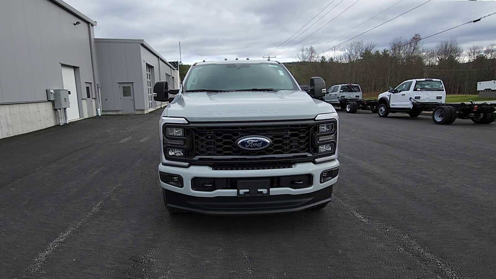New 2026 Ford F250 XL w/ STX Appearance Package AWD/4WD image 3
