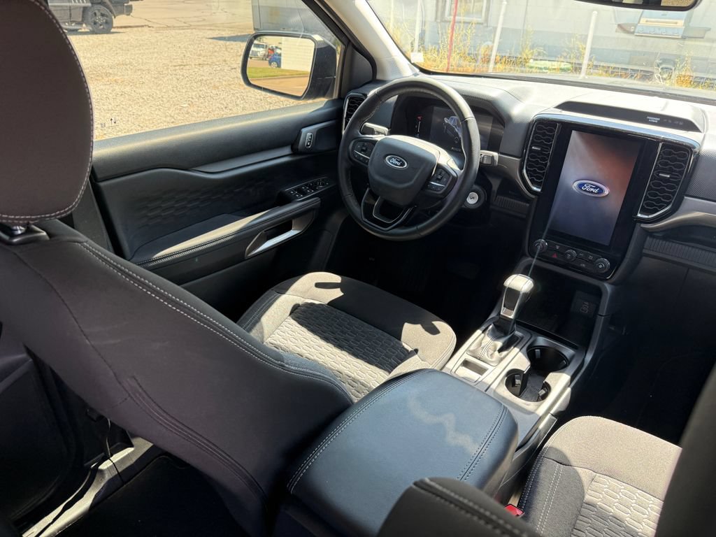 Used 2024 Ford Ranger XLT w/ Trailer Tow Package RWD image 16