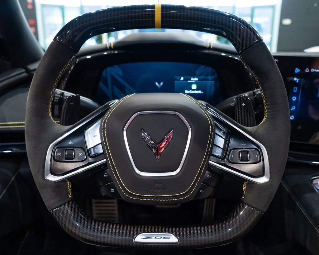 Used 2025 Chevrolet Corvette Z06 w/ Stealth Interior Trim Package RWD image 24
