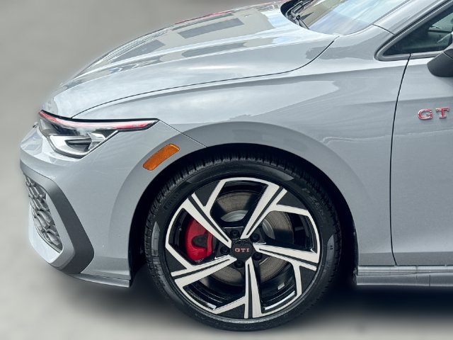 New 2026 Volkswagen GTI SE FWD image 19