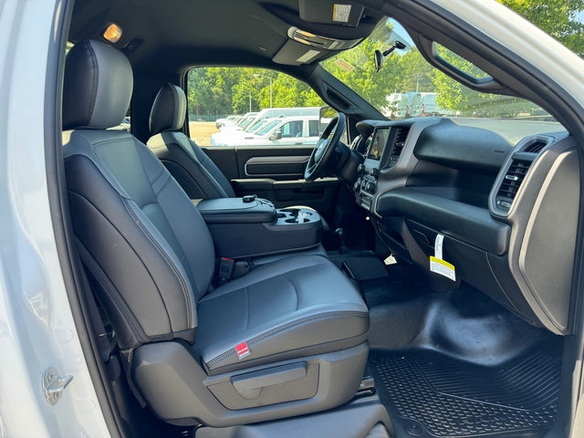 New 2024 RAM 2500 Tradesman w/ Chrome Appearance Group image 18