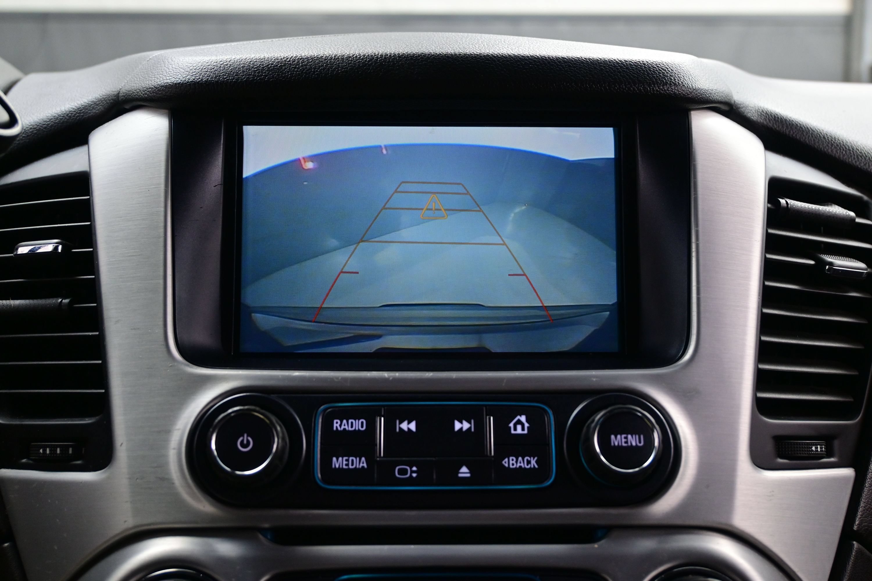 Used 2019 GMC Yukon SLE w/ HD Trailering Package AWD/4WD image 22