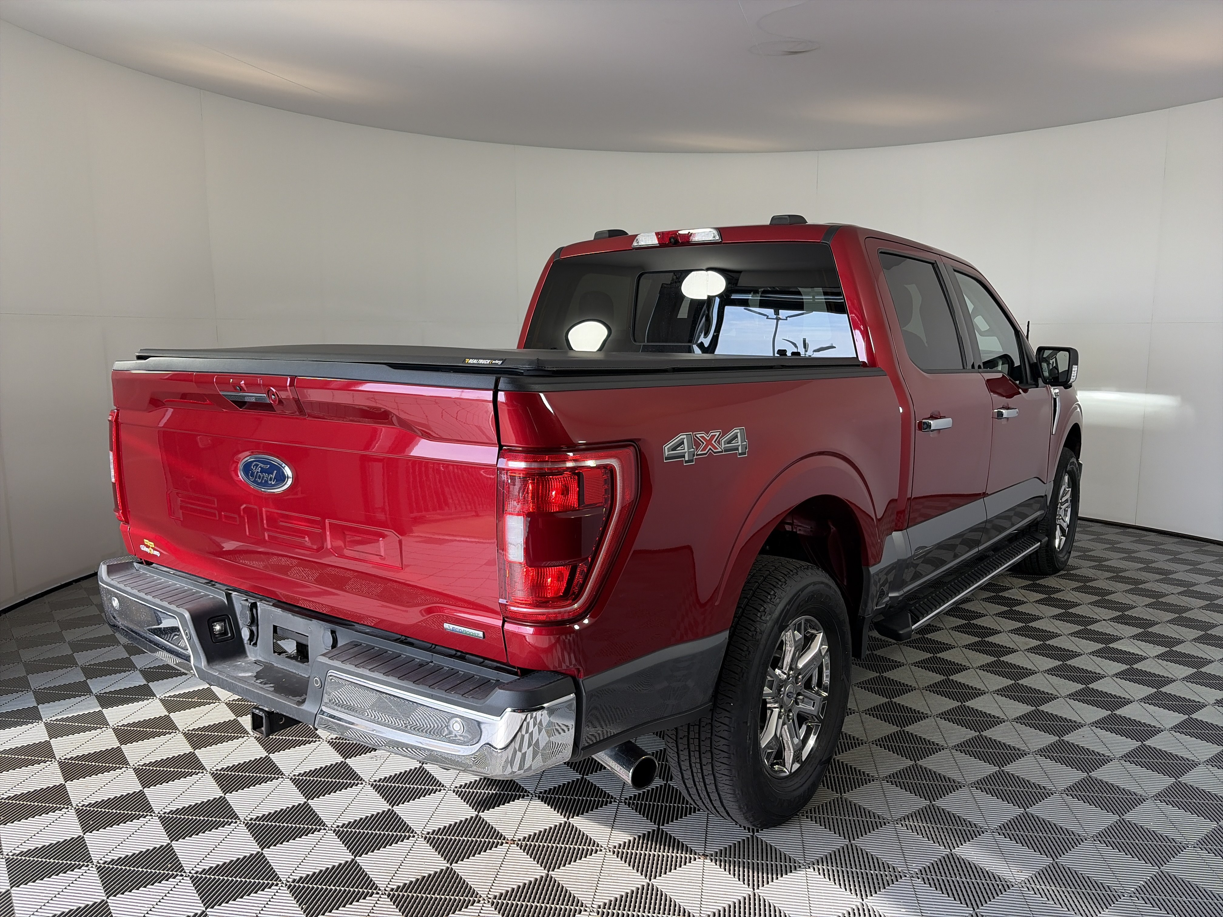 Used 2021 Ford F150 XLT w/ Equipment Group 302A High AWD/4WD image 10