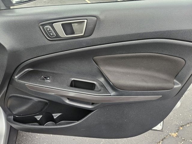 Used 2021 Ford EcoSport SE image 11