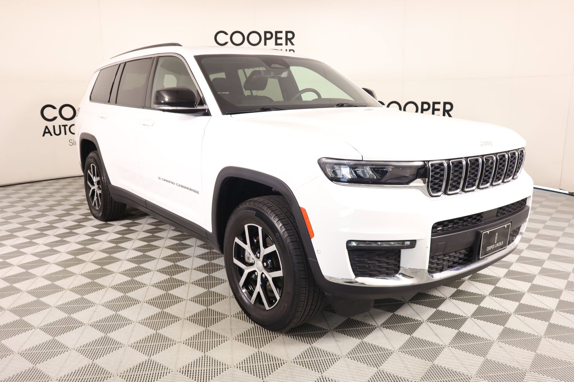 Used 2024 Jeep Grand Cherokee L Limited w/ Luxury Tech Group II