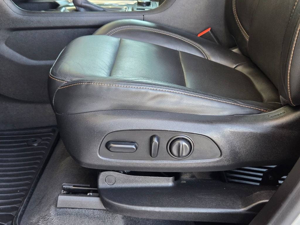 Used 2020 Chevrolet Traverse Premier w/ Redline Edition image 14