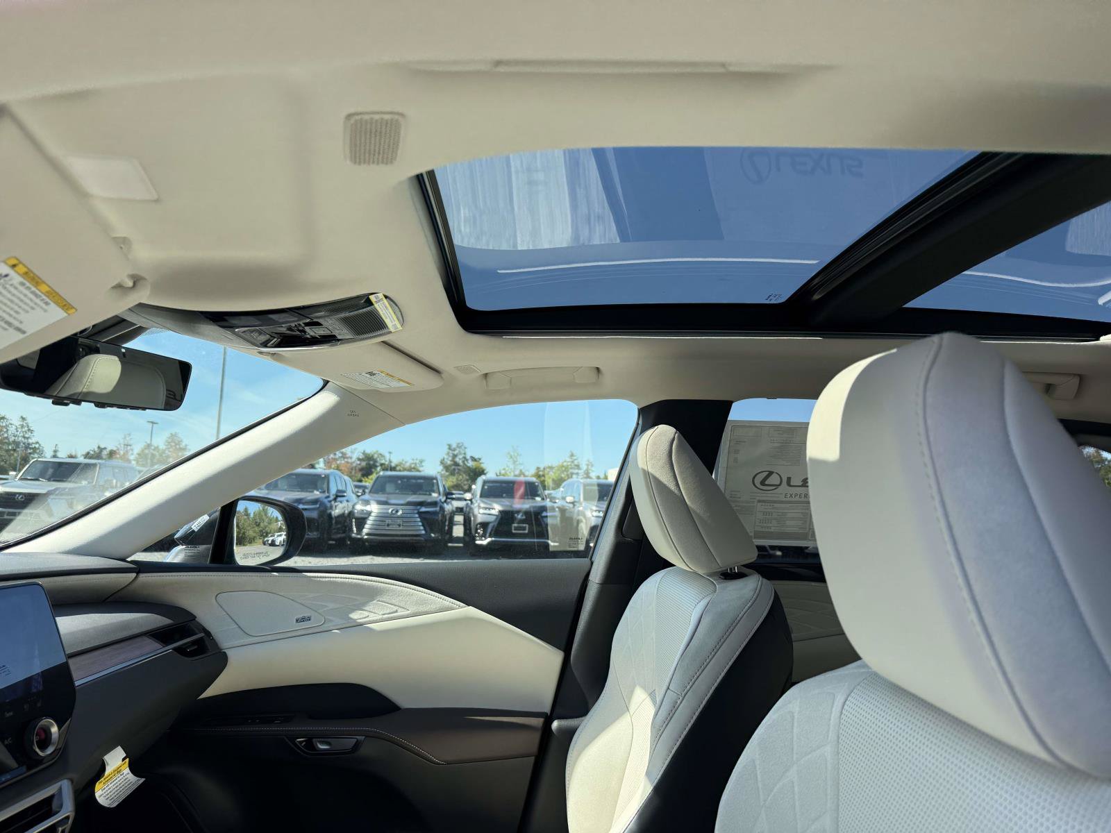 New 2026 Lexus RX 350 AWD w/ Convenience Package image 16
