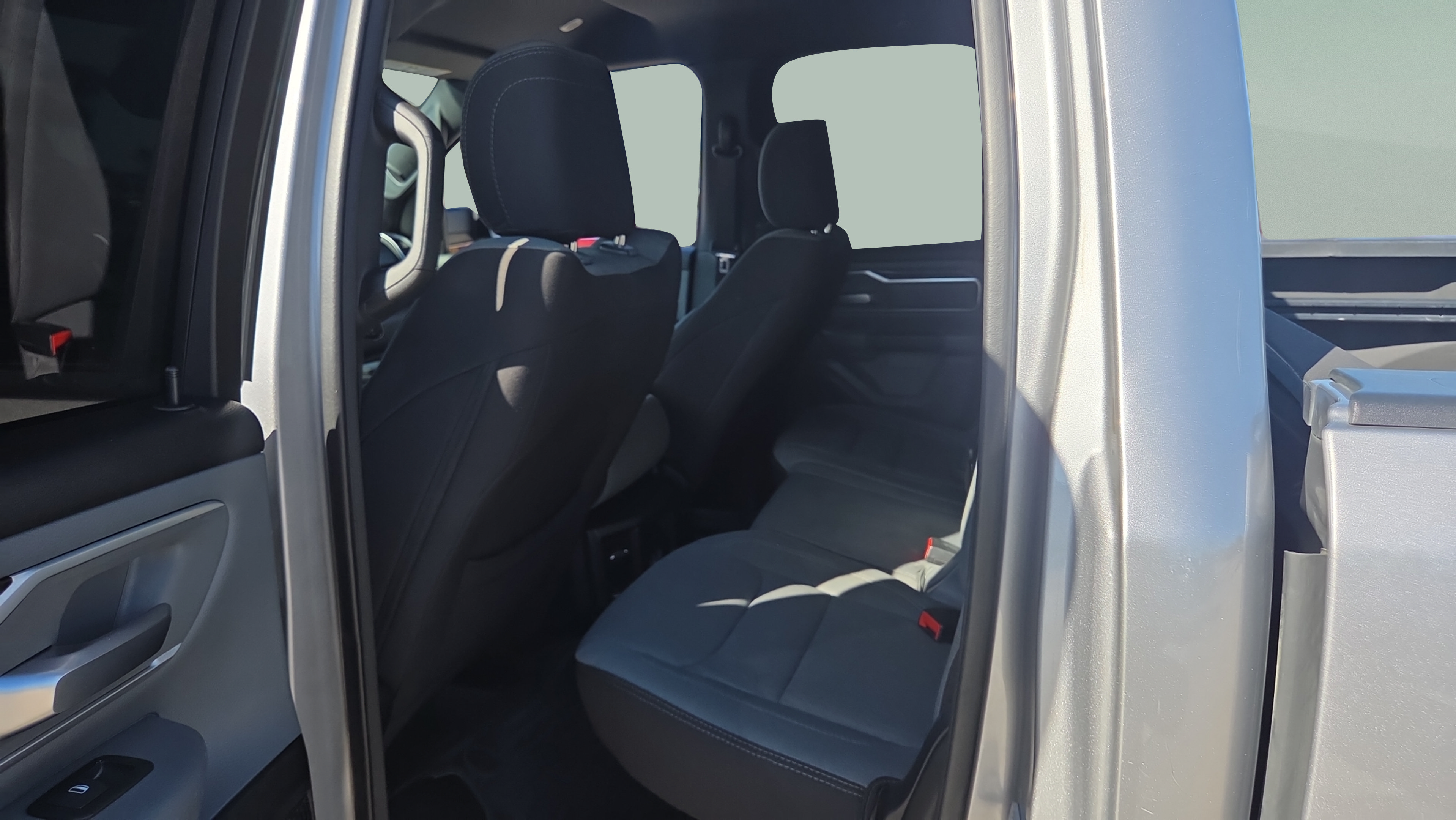 Used 2023 RAM 1500 Big Horn AWD/4WD image 11