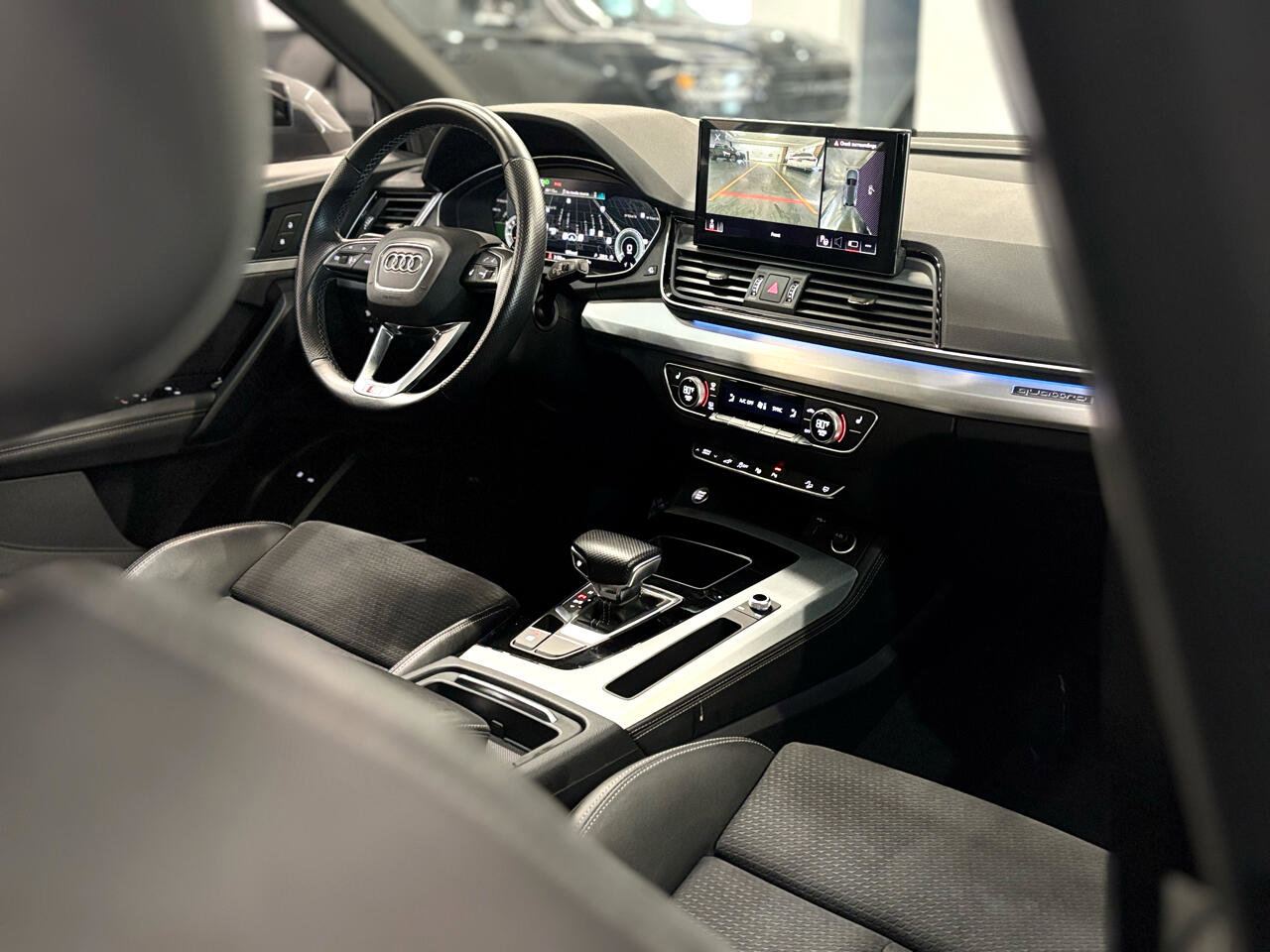 Used 2022 Audi Q5 e Prestige w/ Prestige Package image 40