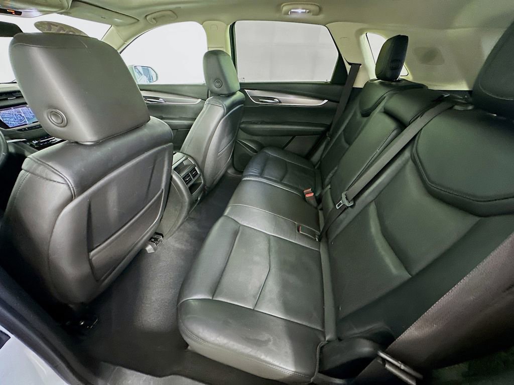 Used 2017 Cadillac XT5 Luxury FWD image 33