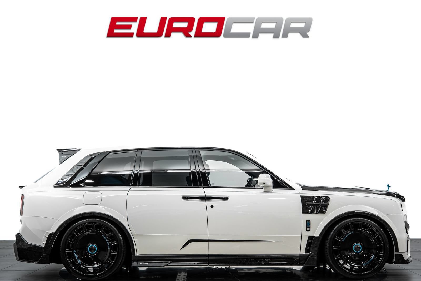 Used 2026 Rolls-Royce Cullinan AWD/4WD image 7