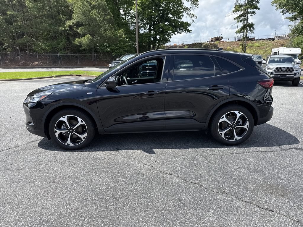 Used 2025 Ford Escape ST-Line Select w/ Tech Pack #1 AWD/4WD image 4