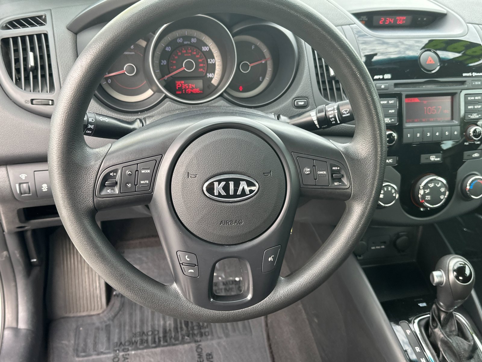 Used 2011 Kia Forte Koup EX image 14