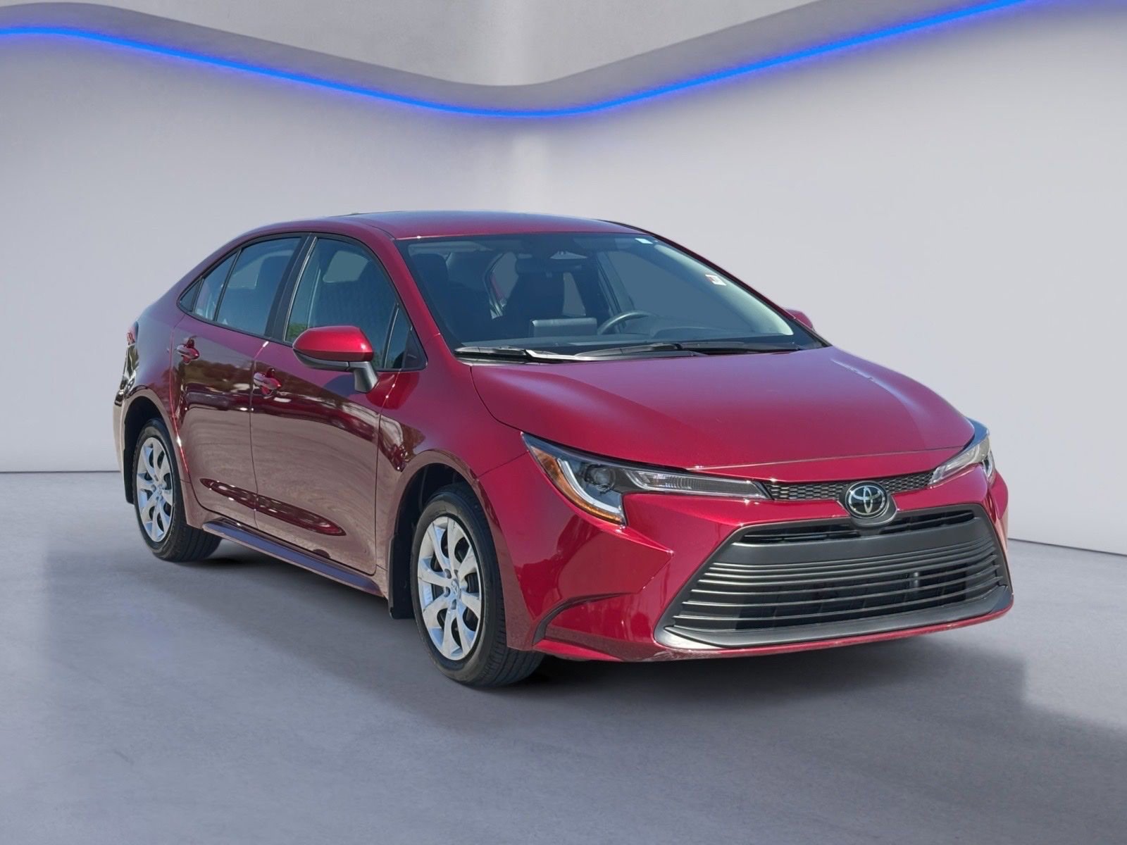Used 2025 Toyota Corolla LE FWD image 9