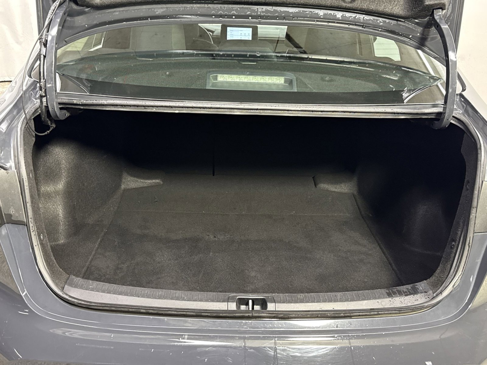 Used 2023 Toyota Corolla LE image 29