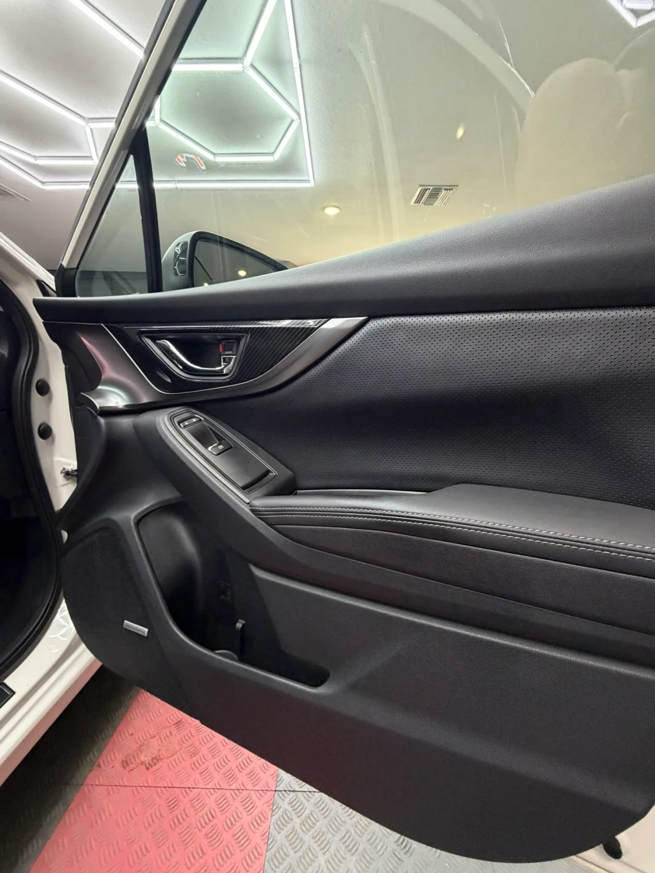 Used 2018 Subaru Impreza 2.0i Limited AWD/4WD image 33