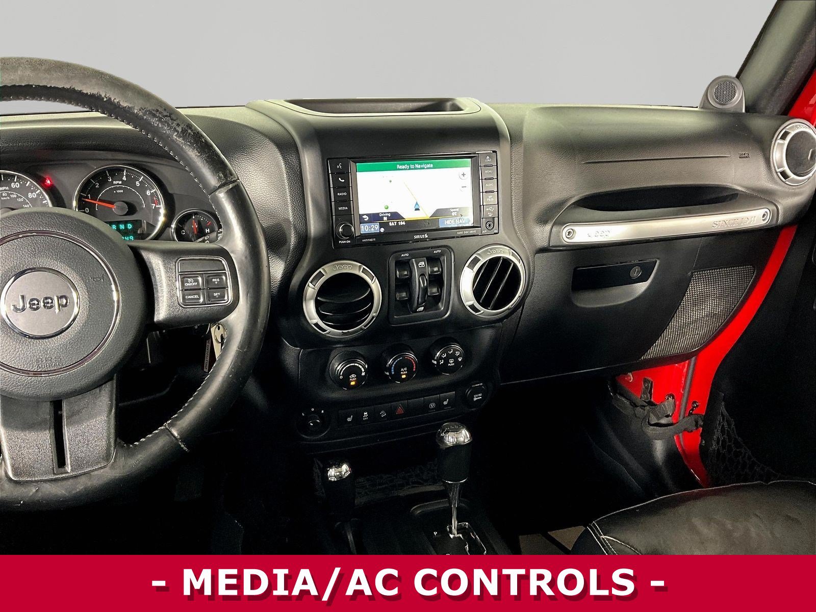 Used 2014 Jeep Wrangler Unlimited Sahara w/ Connectivity Group AWD/4WD image 9