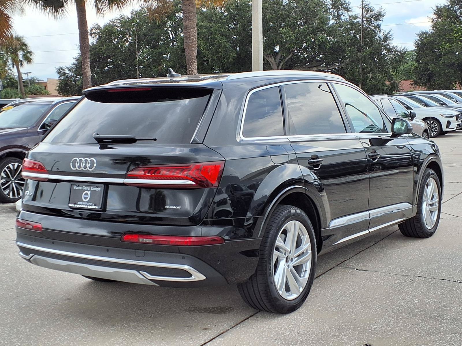Used 2024 Audi Q7 3.0T Premium Plus AWD/4WD image 7