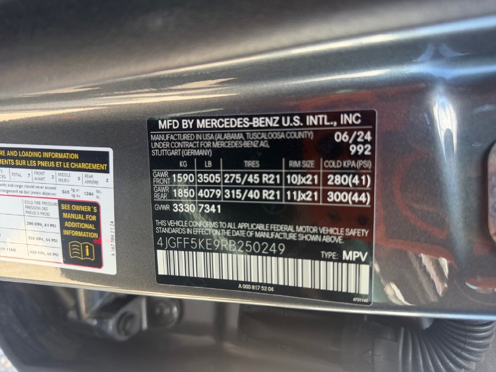 Certified 2024 Mercedes-Benz GLS 450 4MATIC image 24