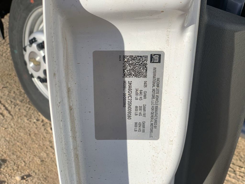 New 2025 Chevrolet Express 4500 w/ Power Convenience Package image 32