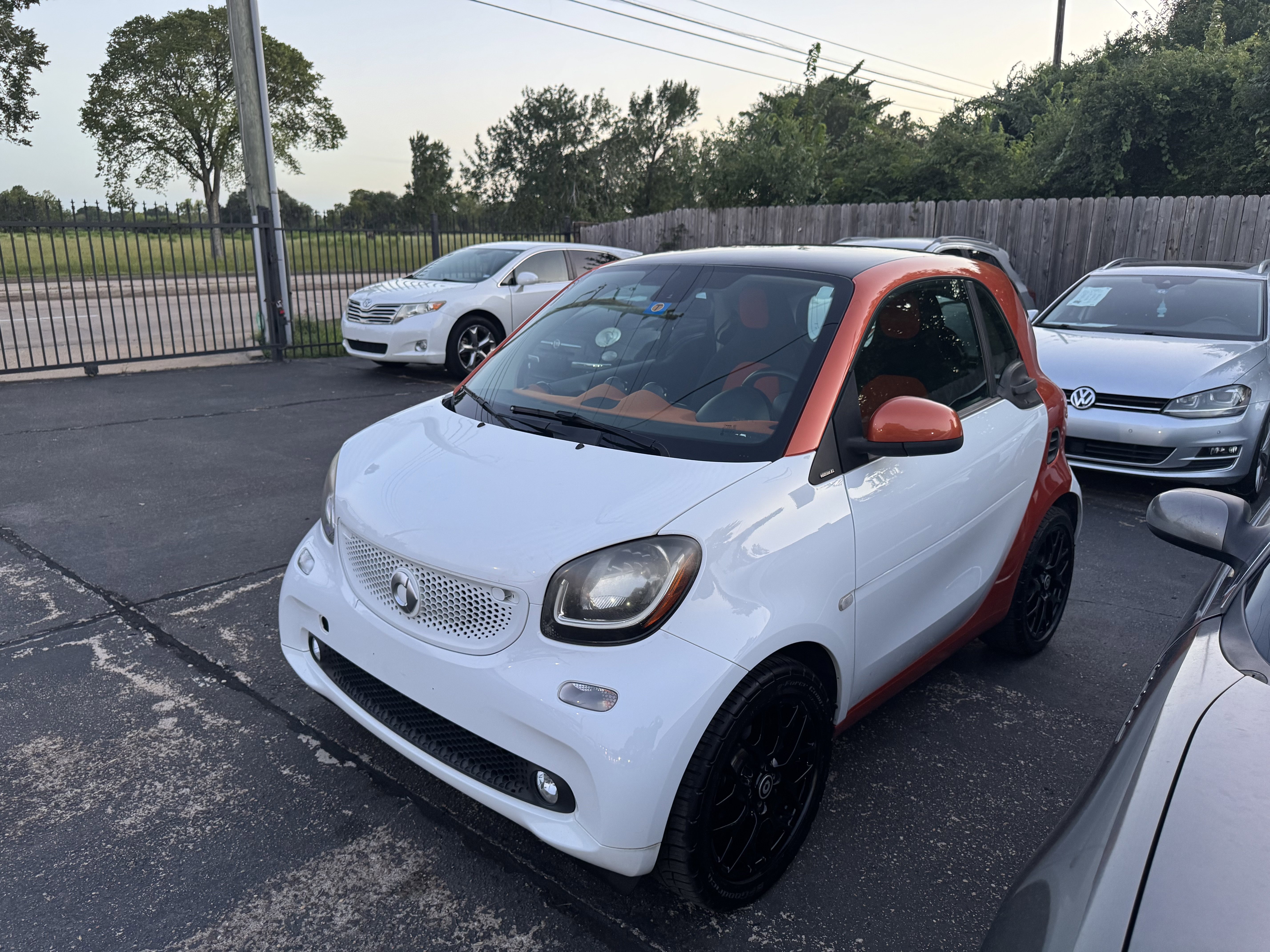 Used 2016 smart fortwo passion image 27