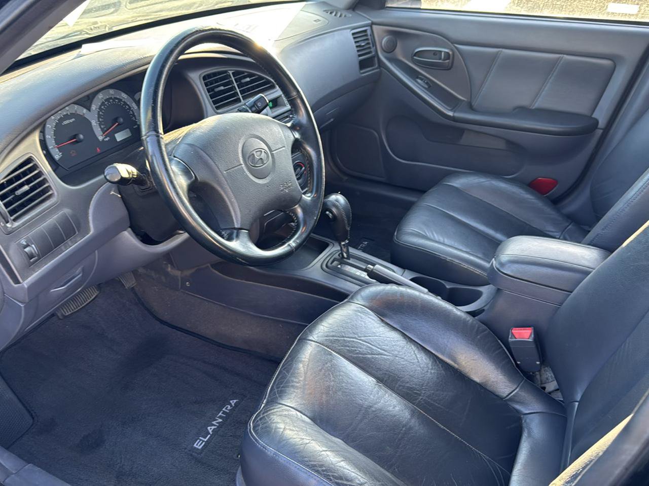 Used 2002 Hyundai Elantra GT FWD image 9