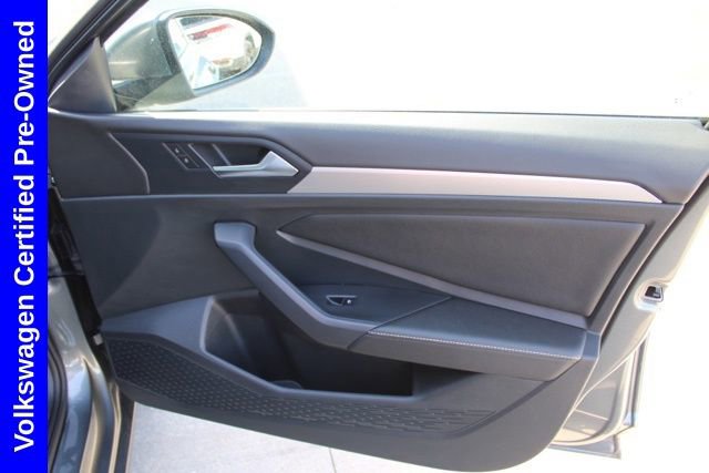 Used 2024 Volkswagen Jetta S image 19