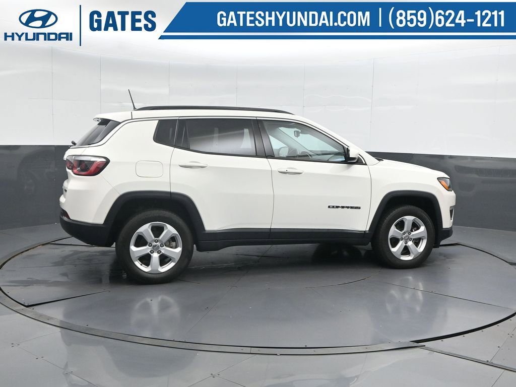 Used 2020 Jeep Compass Latitude w/ Cold Weather Group image 3