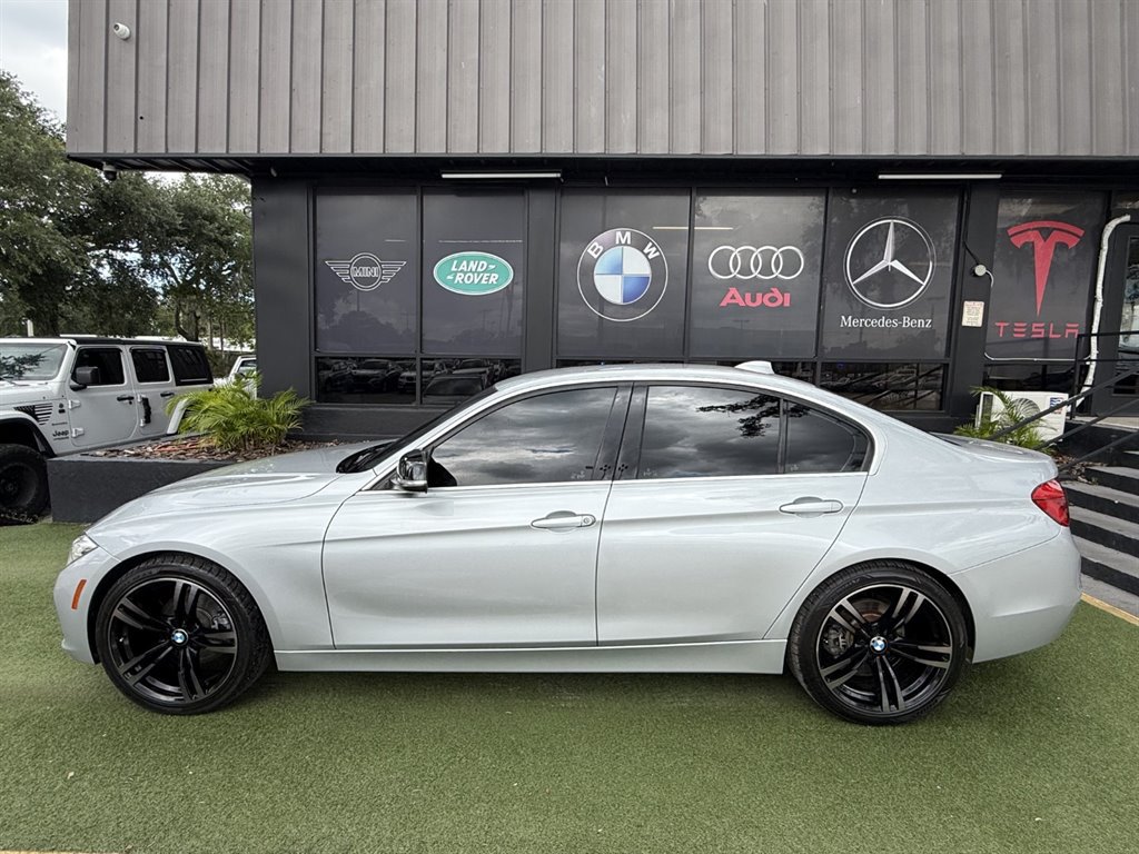Used 2018 BMW 330i Sedan RWD image 8